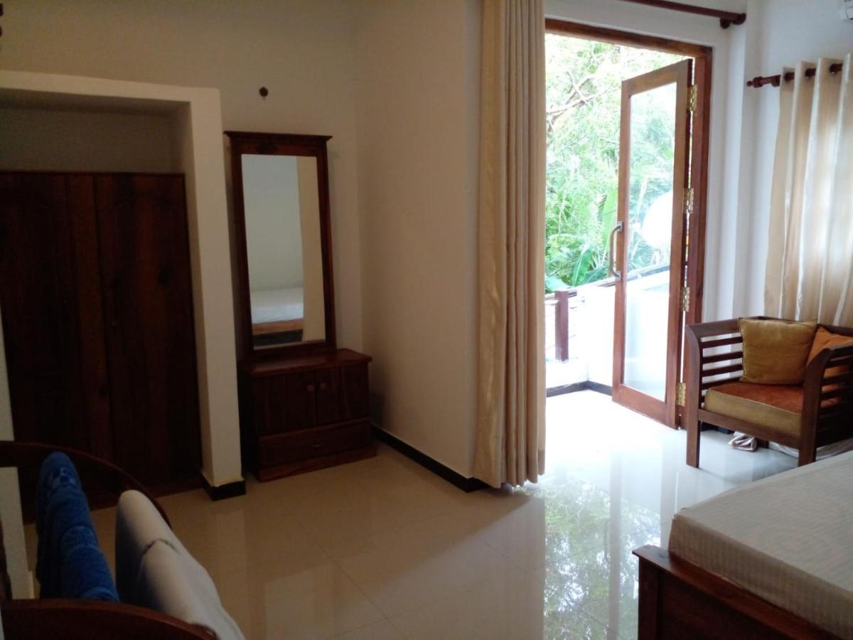 Hotel Navora Hikkaduwa Exterior foto