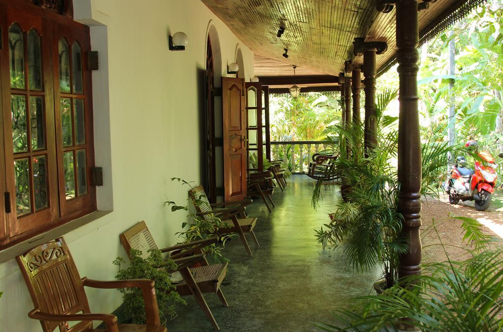 Hotel Navora Hikkaduwa Exterior foto